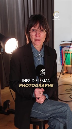 Inès Dieleman a réalisé des campagnes pour Cartier, Saint Laurent Beauté, Mugler et d'autres maisons. Ancienne directrice artistique en agence, elle est venue à la photographie il y a seize ans. Son livre, Polaroïds, est maintenant disponible. 📩 Découvrez notre interview exclusive d’Inès Dieleman, qui a photographié les campagnes des plus grandes marques. (lien en bio)