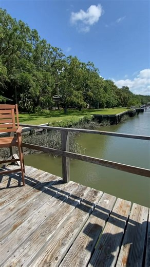 Our homes are built with the coast in mind 🌊 Durable windows, strong docks, and elevated foundations! We are experts at building custom homes here on Hilton head island 🏝️ #homesweethome #BeachHouse | Hammerhead Custom Builders