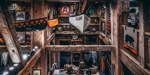 Watch Filson Move a 100-Year-Old Barn into NYC