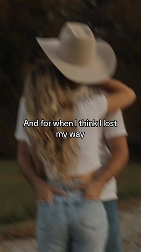 God Gave Me You - Blake Shelton #blakeshelton #godgavemeyou #countrylyrics #countrymusic #countrylove