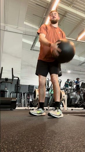 Rotational Med Ball Slams for Footballers | Build Core Power & Athletic Rotation