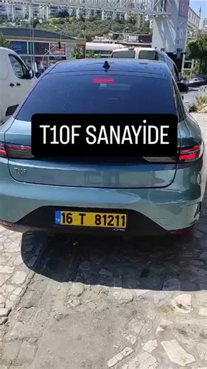Togg Team - Abdurrahim Benli | Lastiği Patlayan T10F'in Lastik Tamiri Kuşadası Sanayinde Yapılırken Görüntülendi.T10F Ustalardan Tam Not Aldı. Bir Gün Değil Her gün... | Instagram