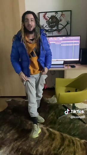 Yooo💘ΑΥΤΟ ΤΟ TAPE ΕΙΝΑΙ ΤΟΣΟ 🔥🔥🔥🔥🔥🔥 BTW 666 DELUXE ON DA WAY πριν μερικές μέρες επισκέφθηκα το 9ο ΓΥΜΝΑΣΙΟ 💕που με έκανε αυτό που ΕΙΜΑΙ ΣΗΜΕΡΑ ♥️💙💛💜💚🧡 ΕΙΜΑΙ Ο THE MEN TO ALBUM λέγεται 999 😈 … ποσό λέτε να χρεώσω το εισιτήριο στο ΠΡΩΤΟ live performance ???##