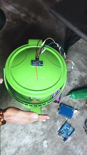 smart dustbin 🥶 using ardino Uno #arduinoproject