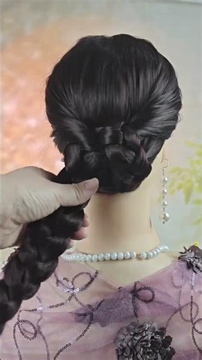 Chinese-Inspired Updo: Traditional Elegance in Hairpins