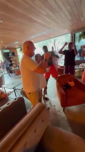 NWA/WCW/WWE Legend Ric Flair celebrates New Years