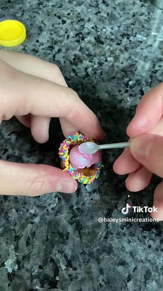 my sundae collection is almost complete🦄🥰 #mgamakeitmini #makeitminifood #makeitmini #miniversediner #makeitminidiner #dinerseries2 #unicornsundae #makeitminicafe #makeitminidinerseries2 #miniverse