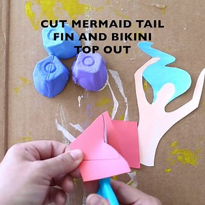 Make your own Egg Carton Mermaid Doll! Find the free mermaid template here: https://www.artcampla.com/new-blog/2017/3/12/egg-carton-mermaid-dolls | ART CAMP
