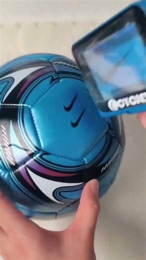 A Super Easy-to-Use Mini Handheld Inkjet Printer. Watch how it prints perfectly on any surface