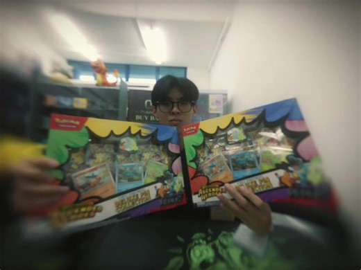 TBF 5 packs with one AR and EX is not bad #cinematic #fyp #pokemon #tcg #vlog