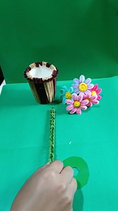 5K views · 24 reactions | Making flowers in a pot using fuzzy wire. Full video tutorial. #fuzzywireflower #catherineardiente #handmade #tutorial #crafting | Catherine Ardiente | Facebook