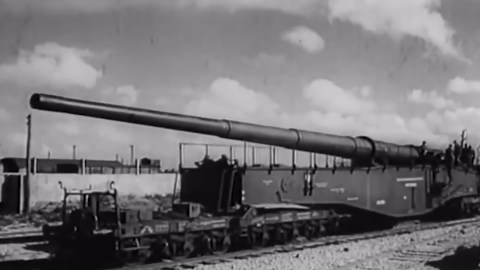 Heavy Gustav - Hitler’s monster cannon that needed 4,000 men to use