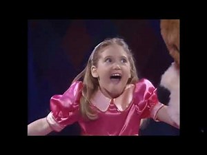 Emily and Teddy from Barney's Super Singing Circus (2000) dancing to Dance for Nina and The Band
