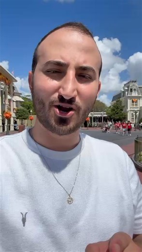 *Summer Night Out* An Evening for Young Professionals | Ages 22–42 Join us for a vibrant summer evening of connection and community, designed for Israeli and American Jewish young professionals looking to meet, mingle, and make lasting memories. 🍸 *Open bar alongside Israeli* - *appetizers.* 🎤Live performance by Yuval Teren - international motivational speaker and IDF’s first mind reader 🤍 Dress Code: White attire. 🗓️ *Date:* Wednesday, August 20 🕖 *Time:* 7:00–9:30 PM 📍 **Location:* Miami