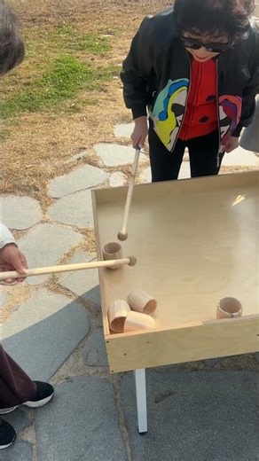 The Eco-Friendly Way to Play and Learn 놀고 배우는 가장 친환경적인 방법