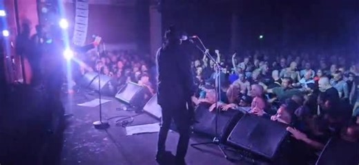 Having a little “Keith Moon” moment in Berlin!! #drummer #touringdrummer #zildjian #sham69 #keithmoon #punk #berlin #drumsdaily | Spike T Smith