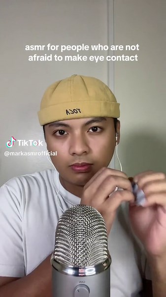 ASMR Eye Contact & Nail Scratching Mic Videos