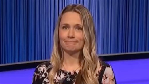 Jeopardy! champ reveals proof she 'passionately' kissed an alligator after win