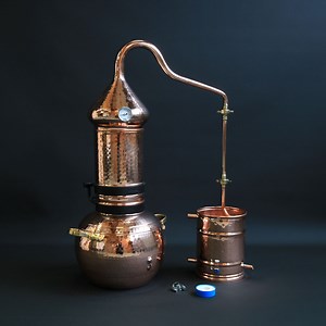 L'alambic à colonne en cuivre