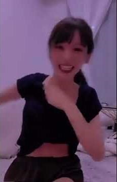 Tiktokライブ配信 ブラちら 胸ちら ポロリ 見えちゃった #shorts