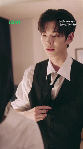 caught by mother?!! #TheProsecutorsSecretTherapy #iQIYI #kdrama #koreandrama #minidrama #shortdrama #microdrama #verticaldrama #webseries #drama #romance #medical #lawyer #doctor