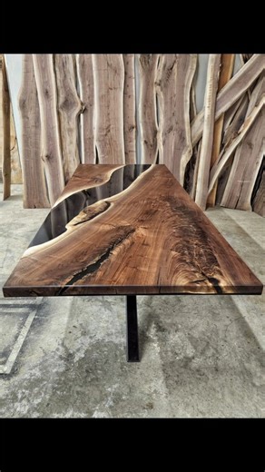 Backyard Resin on Instagram: "Classic Black Dining Table 🖤 Link In Bio For A Table Quote 👆 . #epoxy #diy #woodworking #epoxytable #diycrafts #diyproject #diyhomedecor #satisfying #satifyingvideos #wow #beautiful #interior #interiordesign #designer #smallbusinessowner #desksetup #deskgoals #incredible #sonice #deskgoalsachieved #order #localbusiness #smallbusiness #walnut #woodworking #epoxytable #diycrafts #diyproject"