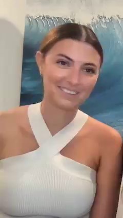 108K views · 745 reactions | Fran is full of jokes | Chicks in the Office | Facebook