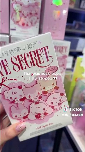 Want to discover the k-pop world? Take a look at our online store 👀🫶🏻 #kpop #dalnora #kpopalbum