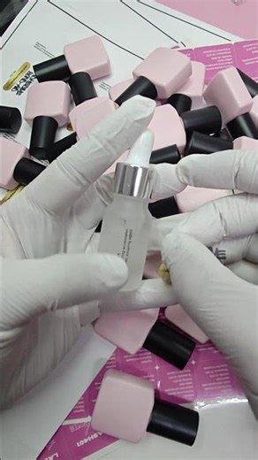 Private Label Lash Products: Custom Glue & Accelerator Labeling Process