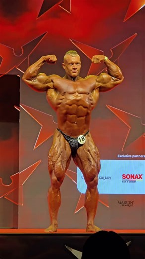 Maciej Nabagło on Instagram: "My debut presentation at the EVLS PRO PRAGUE Men’s Open Bodybuilding 🔥 📈Online Coching - personalnemaciej@gmail.com 📩 💊@HUMANPROTECT.PRO -> MACIEJHP15 w @strefasuplipl ( 15% 💰) 🧬 @propeptydy -> NABAGLO ( 5% 💰) 👕 @officialgasp / @officialbetterbodies -> NABAGLO ( 15% 💰) 🍗 @diet.time.catering -> NABAGLO ( 20% 💰) #bodybuilding #gym #gymlife"