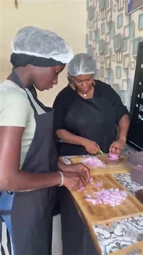 Le Savoir-Faire de Chef Moe en Action | Cuisine Authentique et Passion 👨🏿‍🍳🔥