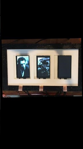 TouchDesigner: DIY interactive picture frame with Arduino & capacitive touch sensors using resistors