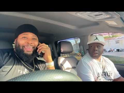 Picking up Dj he didn't answer the phone to go workout So Flash asked why he didn't answer😂😂