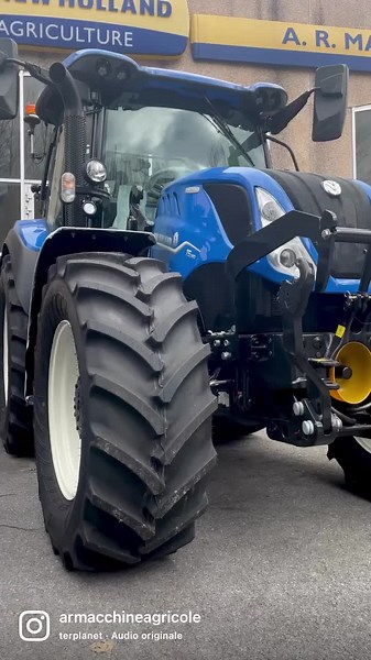 Exploring the New Holland T5.140 Dynamic Command Tractor