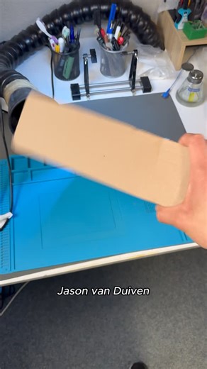 Gio van Today2repair | Een pro controller bouwen voor een pro🤩 @jduiven9 #today2repair #giovantoday2repair #ps5controller #mouseclicks #stickdrift | Instagram