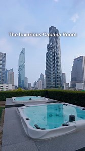 Cabana Room: Your exclusive sanctuary. Private jacuzzi, luxurious comfort, and an extraordinary Bangkok view. 🛁 -------------------- Make your reservation now: https://bangkok.amarahotels.com/ 📍180/1 Surawong Road, Sipraya, Bangrak, Bangkok 10500 📞 66 2 021 8888 📩 amarabangkok@amarahotels.com #AlwaysAmara #AmaraBangkok #AmaraHotel #AmaraHotelsResorts #ClubCabana #Jacuzzis #Discoverhotels #Hotels #Bangkok #Bangkoklife | Amara Bangkok