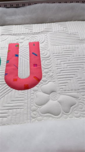 Susan Smith | Freehand quilter | Teacher | Podcaster on Instagram: "Yes you can!! 💃💃💃My banner for my vendor booth is done💃💃💃 So am I! Started quilting this baby just a few hours ago and there is nothing like a deadline to make one quilt fast😅 If you’re interested in progress shots, they’re in my stories for a few hours, and Custom Highlights thereafter. Have I mentioned I LOVE Alison glass fabrics?? They make me so happy!"