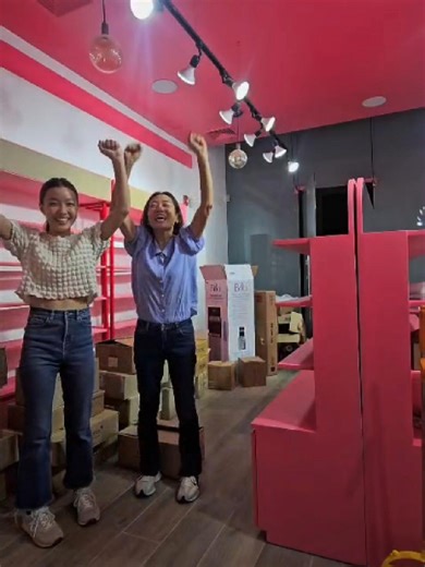 Aunque un poco tarde, quería compartir con ustedes la historia del nacimiento de K TOPIA. Hoy se cumplen apenas 20 días desde nuestra apertura, pero en tan poco tiempo nos han regalado algo inmenso: su interés, su apoyo y su cariño. Gracias a ustedes, K TOPIA seguirá creciendo, y caminaremos juntos, compartiendo cada paso y cada momento. Esto recién comienza. Gracias por ser parte de nuestra historia. 🩷 #nicaragua🇳🇮 #managuanicaragua🇳🇮 #SKINCARE #SKINCARECOREANO #KTOPIA #METROCENTRO #storyt