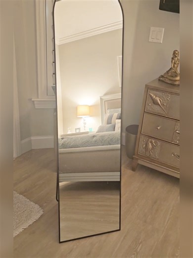 Upgrade your space with this sleek full length mirror with stand, designed with a modern thin aluminum alloy frame that looks beautiful in any bedroom, closet, or living room. This versatile floor mirror can stand freely or easily hang on the wall, making it perfect for small spaces, apartments, or dressing areas. The large full body mirror provides a clear, high-definition reflection so you can check your outfit from head to toe. Stylish, durable, and lightweight, this modern standing mirror is