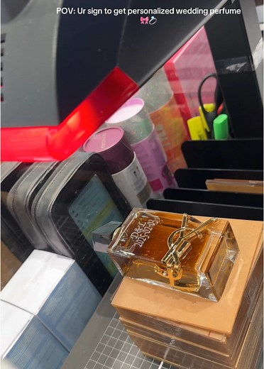 Personalized Wedding Perfume for Couples