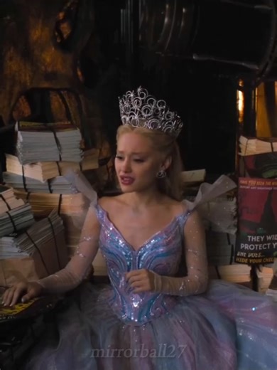 love making myself sad 😀 scp: @sceneagb . . . #wickedforgood #arianagrande #cynthiaerivo #epicthemusical #jorgeriveraherrans