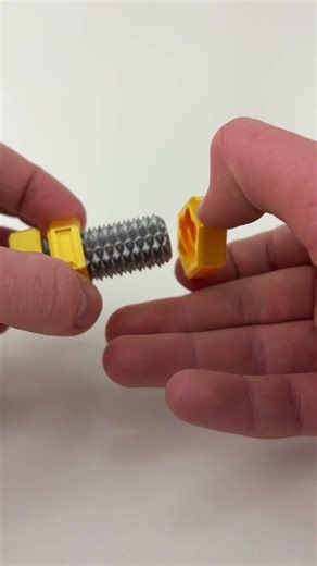 Dual Threaded Nut & Bolt Fidget Toy #3dprinting #fidgettoys #toys #trending
