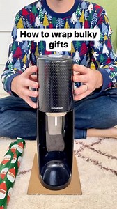 6.2K views · 119 reactions | Easy tutorial on wrapping large items #christmaswrapping #tutorial #wrappinggifts #SodaStream | Momma Might Know Best | Facebook