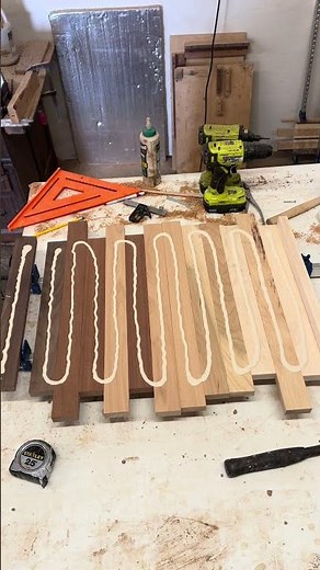 Easy Woodworking: Glueing up a cutting board