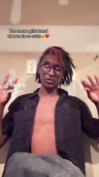 Cute Mean Girls Hand Choreo Tutorial