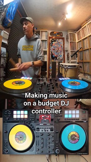 Having the MOST fun with the @herculesaudio T7 this @bosqmusic & Kaleta track 🙌 #djcontroller #herculest7 #globalbeats #stems #scratchvideos #dj #scratching #serato #bongos #innofader #woodymadera | DJ Woody