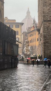 194K views · 3.6K reactions | Some cities shine brightest under the sun, but Florence? Florence glows in the rain. The reflections on the cobblestones, the soft mist embracing the Duomo, and the timeless presence of Neptune watching over Piazza della Signoria—every drop of rain adds to its magic. #florence | Florence With Locals Group Tours & Tickets | Facebook
