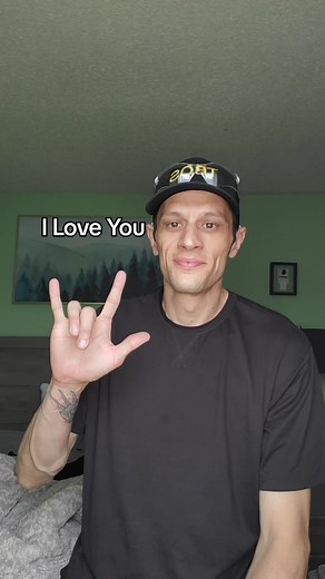 Unique Ways to Sign 'I Love You' in ASL