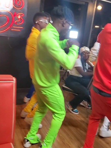 🔥 Nabalüm feat Amzy 🔥 - Amour Compliqué Making off (TOURNAGE) 😍 ✅ By Destiny Pictures 🇧🇫 💪🏾😉 🔥 @AMZY OFFICIEL @Nabalüm #DestinyPictures #amzy #blem #reman #foryou #clipvideo #makingof #tiktokburkinafaso