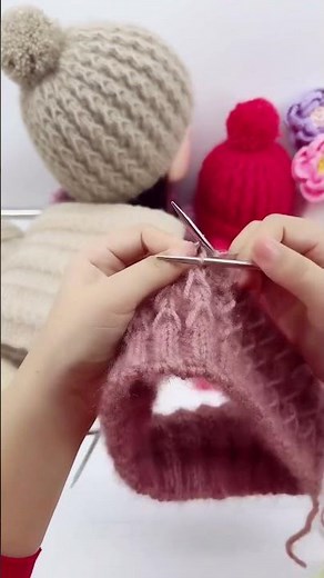 Knitting a beanie #knitting #handmade #crochetlife